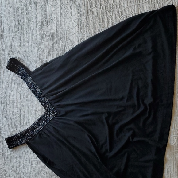 💥Lovestitch Tank Top - Picture 3 of 12